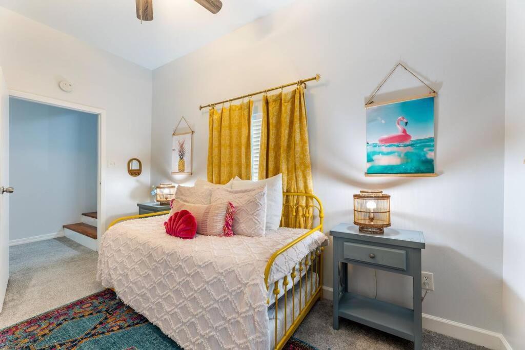 5/3 With A Heated Pool 2 Min From Beach, Updated Galveston Extérieur photo