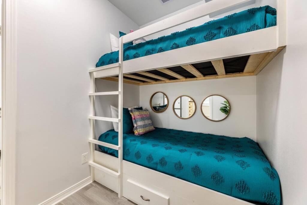 5/3 With A Heated Pool 2 Min From Beach, Updated Galveston Extérieur photo
