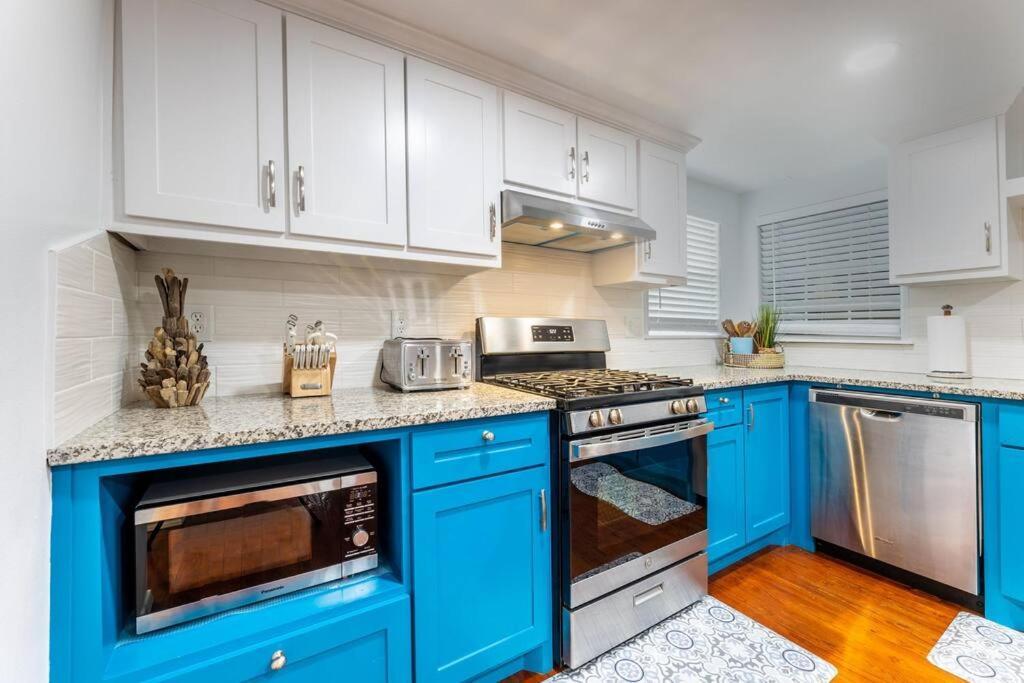 5/3 With A Heated Pool 2 Min From Beach, Updated Galveston Extérieur photo