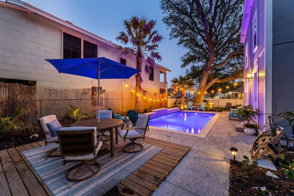5/3 With A Heated Pool 2 Min From Beach, Updated Galveston Extérieur photo