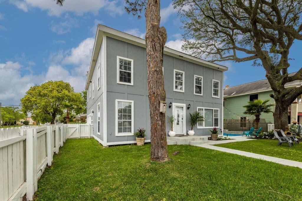 5/3 With A Heated Pool 2 Min From Beach, Updated Galveston Extérieur photo