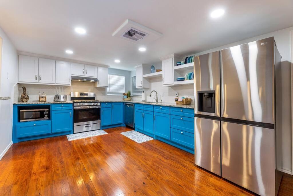 5/3 With A Heated Pool 2 Min From Beach, Updated Galveston Extérieur photo