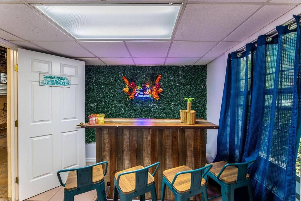 5/3 With A Heated Pool 2 Min From Beach, Updated Galveston Extérieur photo